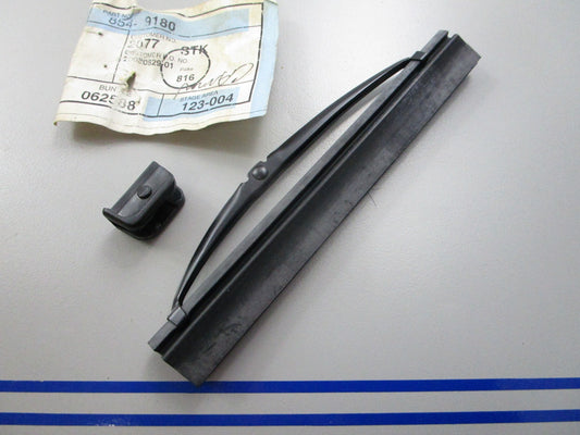 *NEW OEM* 0810 Saab Headlight Wiper Blade 8549180