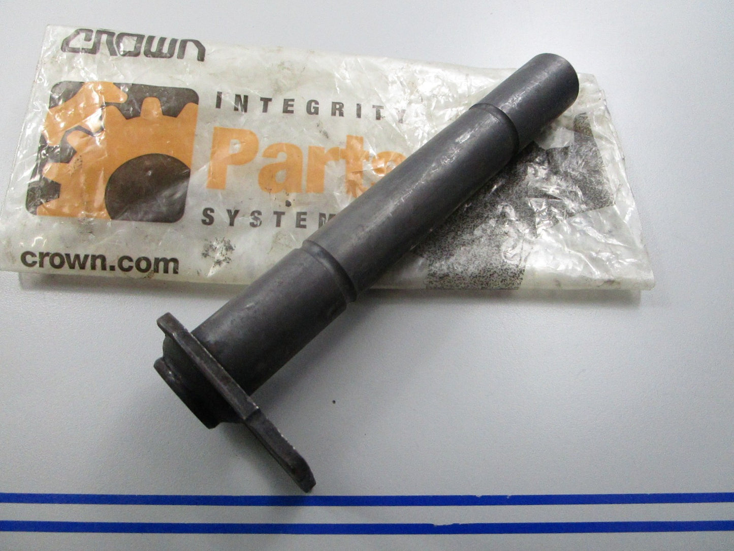 *NEW OEM* 0810 Crown Axle 115518