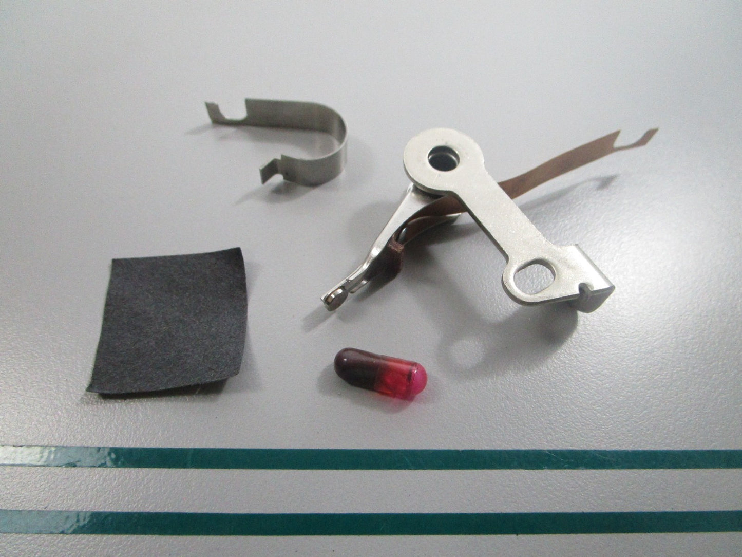 NEW 18-5303 Replaces: 2421173 2808870 NAPA Contact Set 0810