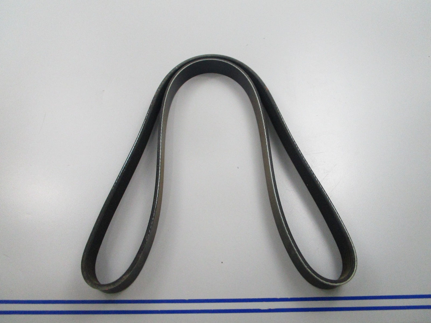NEW K060465 Gates Micro-V Serpentine Belt 0810