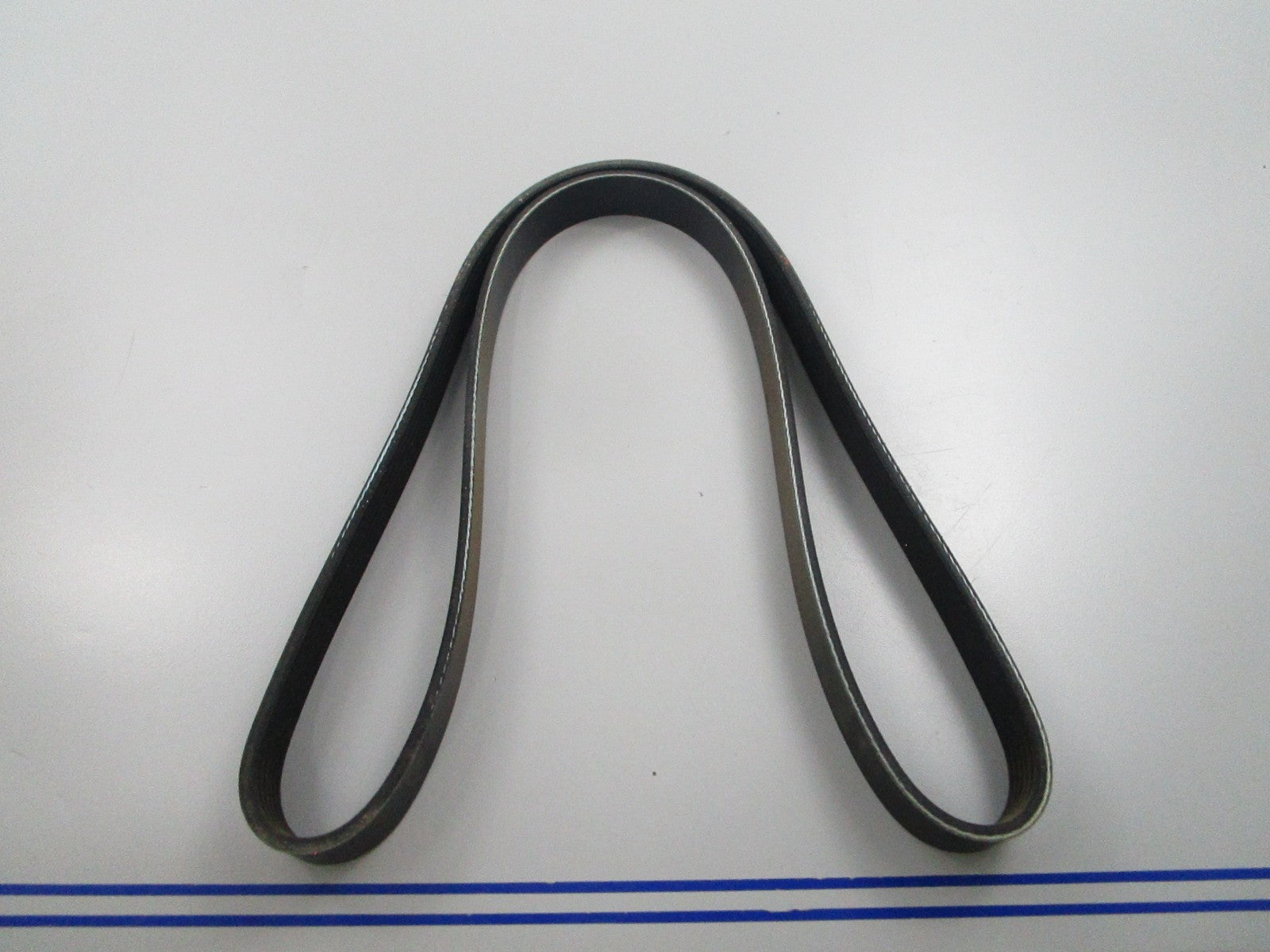 NEW K060465 Gates Micro-V Serpentine Belt 0810