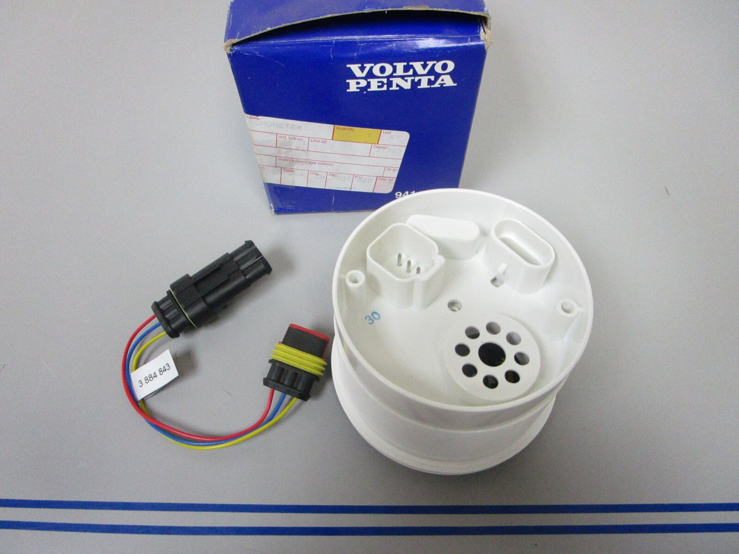 *NEW OEM* 0720 Volvo Penta 6 RPM 6000 Digital Tachometer 21234541 21509646