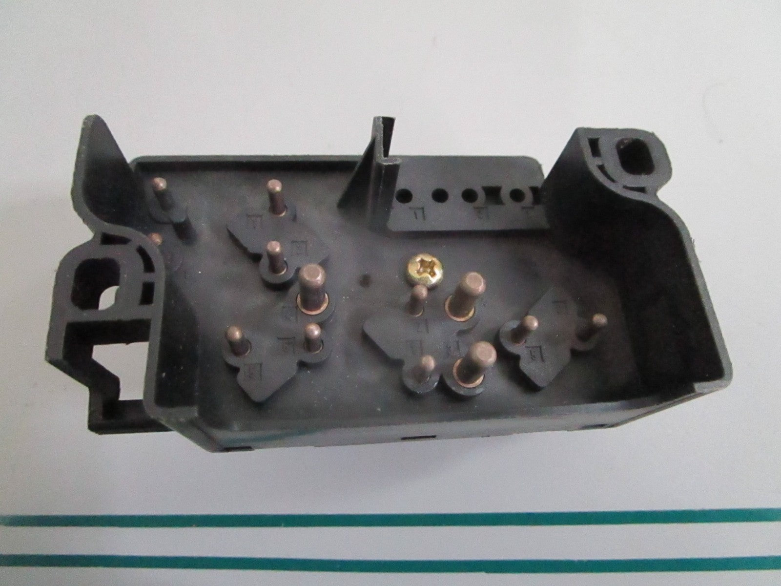 NEW OEM 0028205910 Mercedes-Benz Seat Adjustment Switch 0820