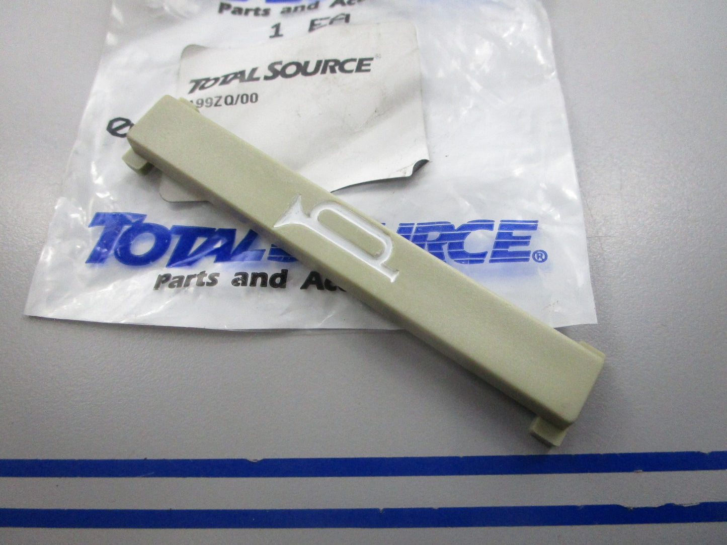 NEW CR73341 Total Source Horn Button 0810