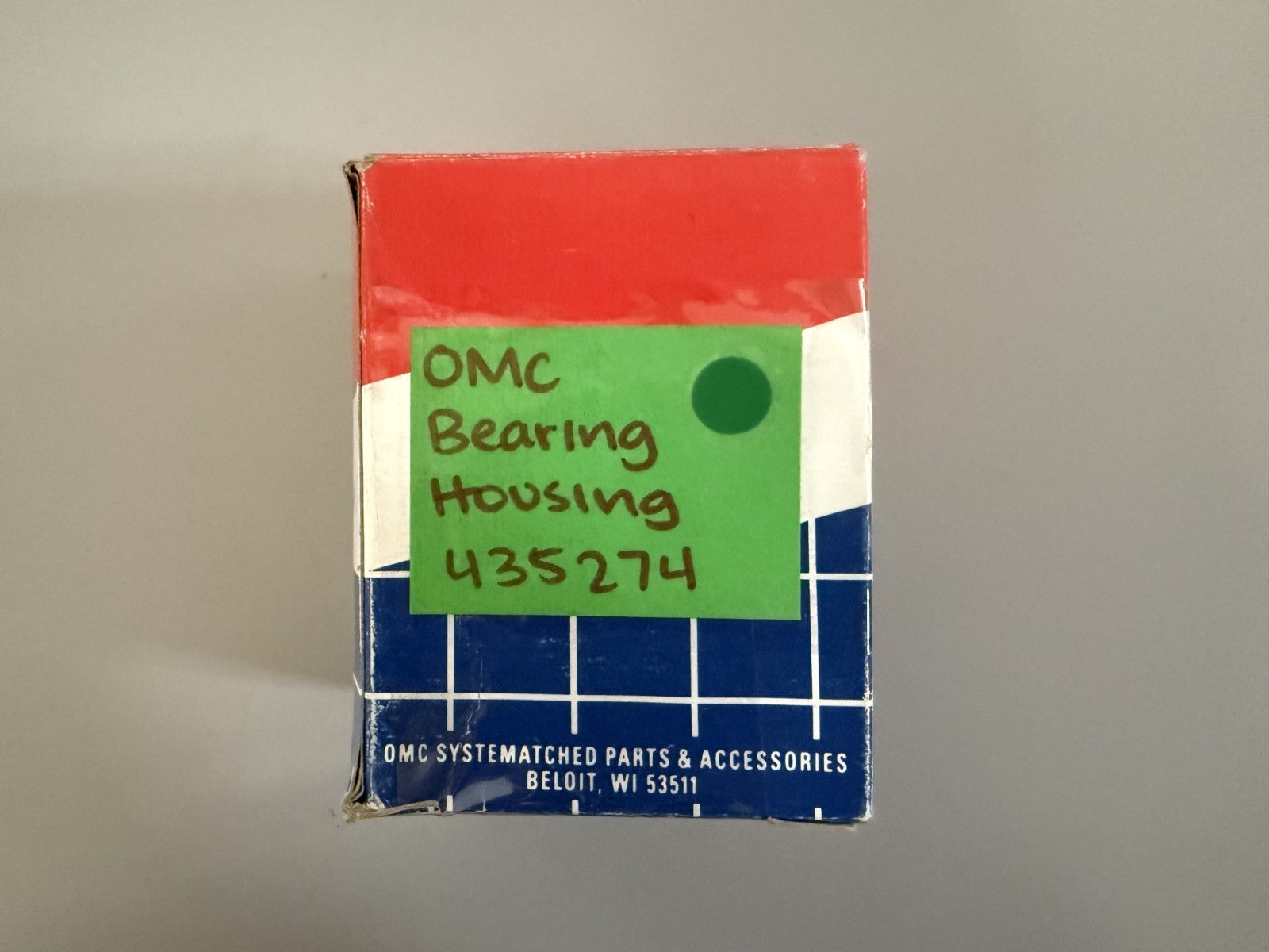NEW OEM 435274 0435274 OMC Johnson Evinrude Bearing Housing 0820