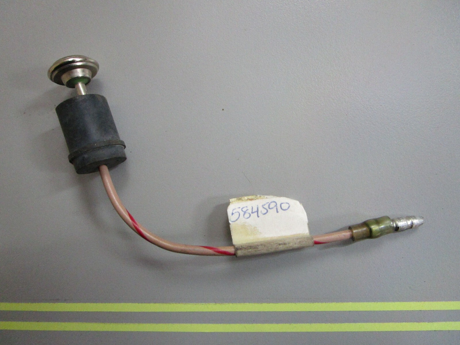 *NEW OEM* 0820 OMC Johnson Evinrude Temperature Switch 584590 0584590