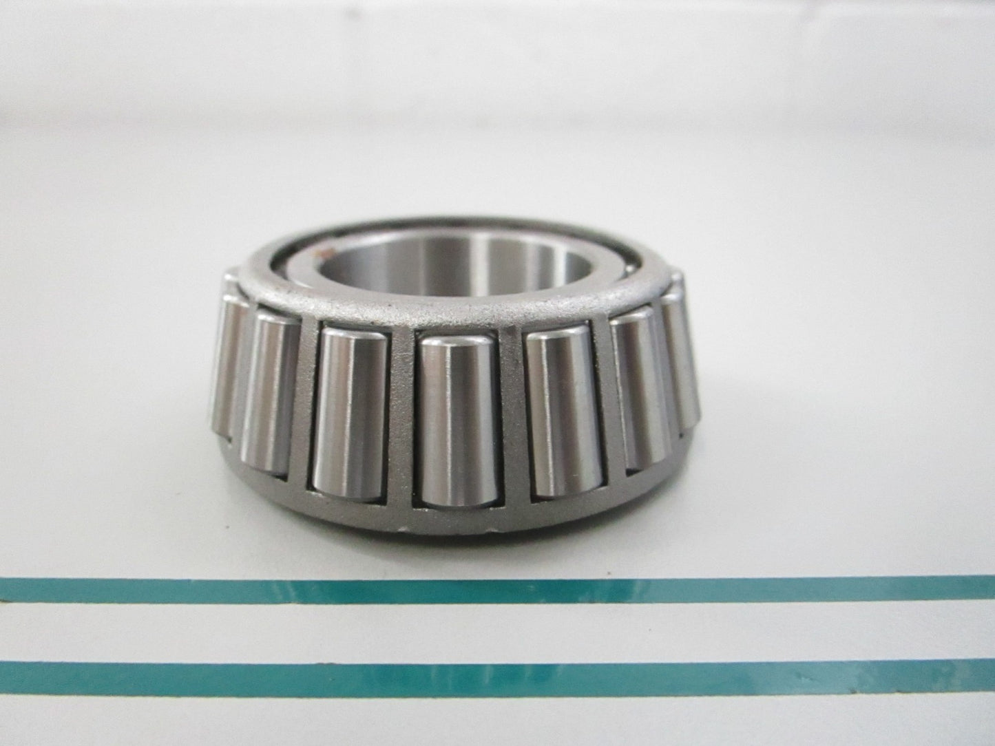 NEW OEM 40211-FJ100 UniCarriers Tapered Roller Bearing 0810
