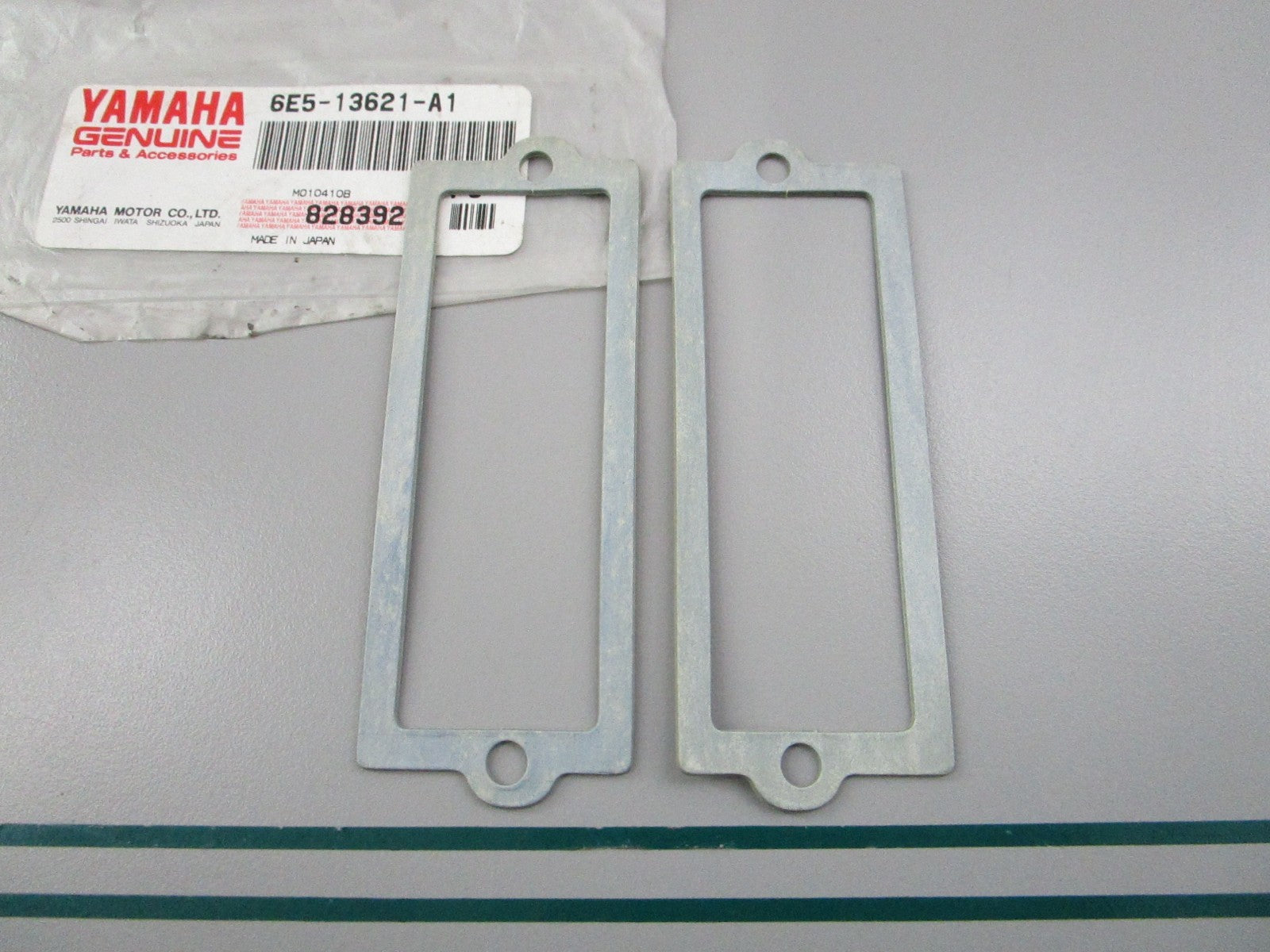 NEW OEM (LOT OF 2) 6E5-13621-A1-00 Yamaha Gasket 0810