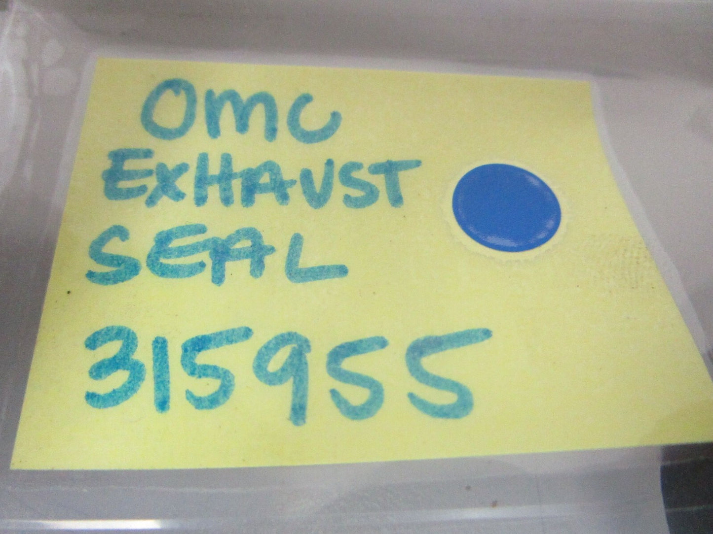 *NEW OEM* 0770 OMC Johnson Evinrude Exhaust Seal 315955 0315955