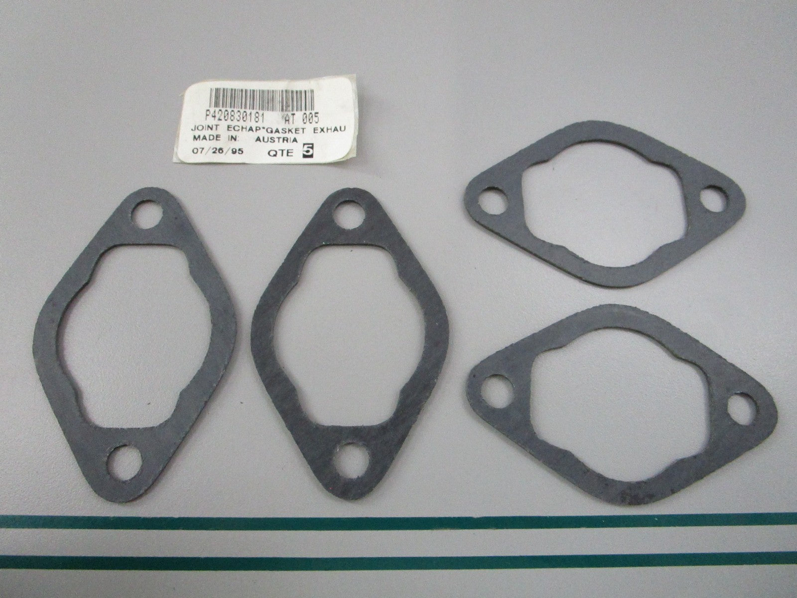 NEW (LOT OF 4) 420830181 Ski-Doo Gasket 0810