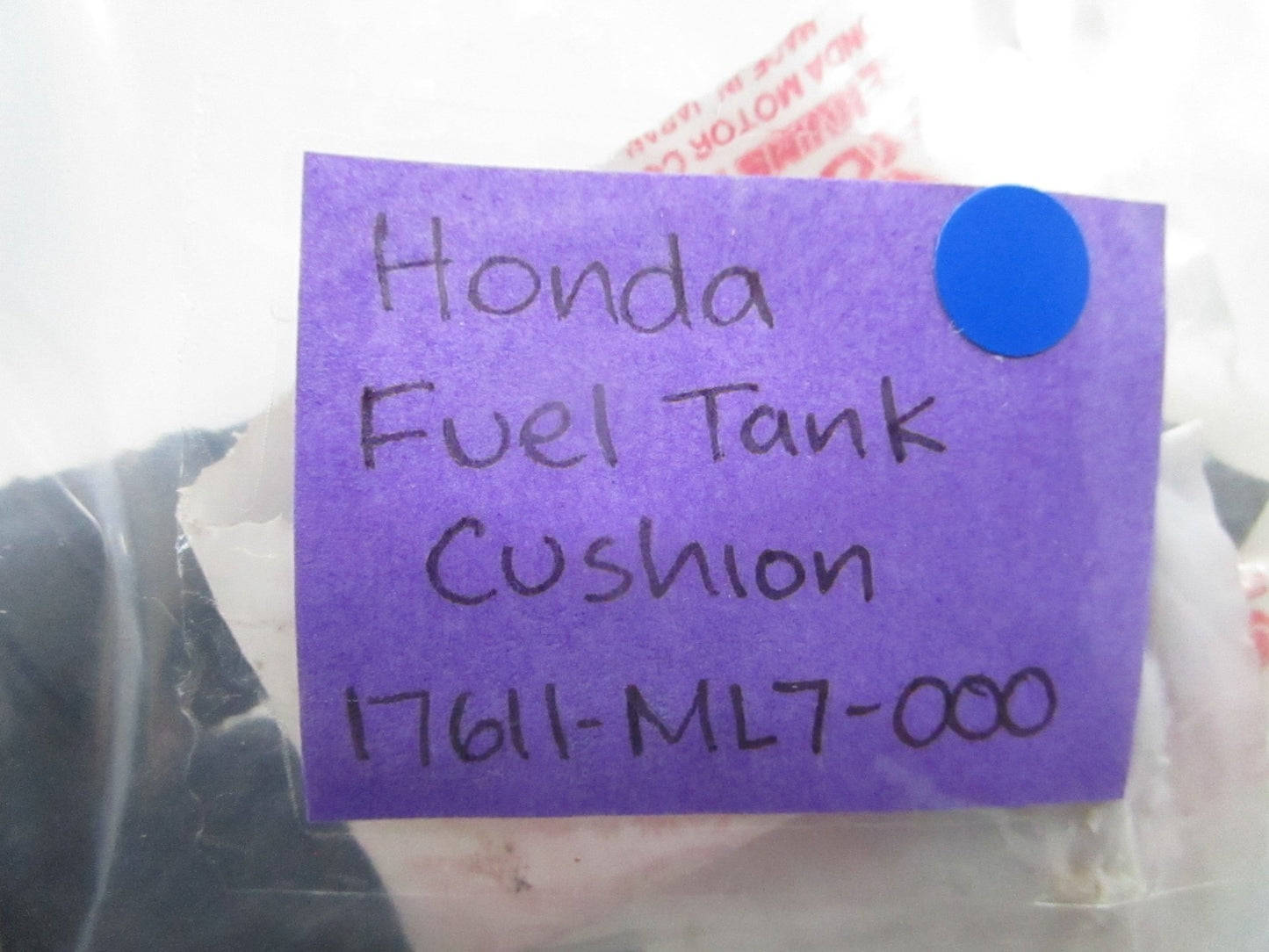 *NEW OEM* 0810 Honda Fuel Tank Cushion 17611-ML7-000