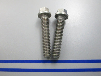 NEW OEM (LOT OF 2) 908511 0908511 OMC Johnson Evinrude Housing Cover Screw 0810