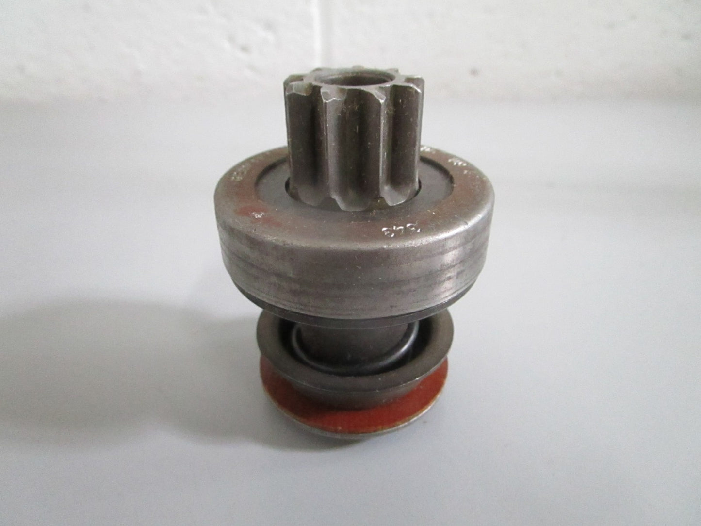 NEW OEM 0001516813 2006209471 Mercedes-Benz Bosch Starter Pinion 0820