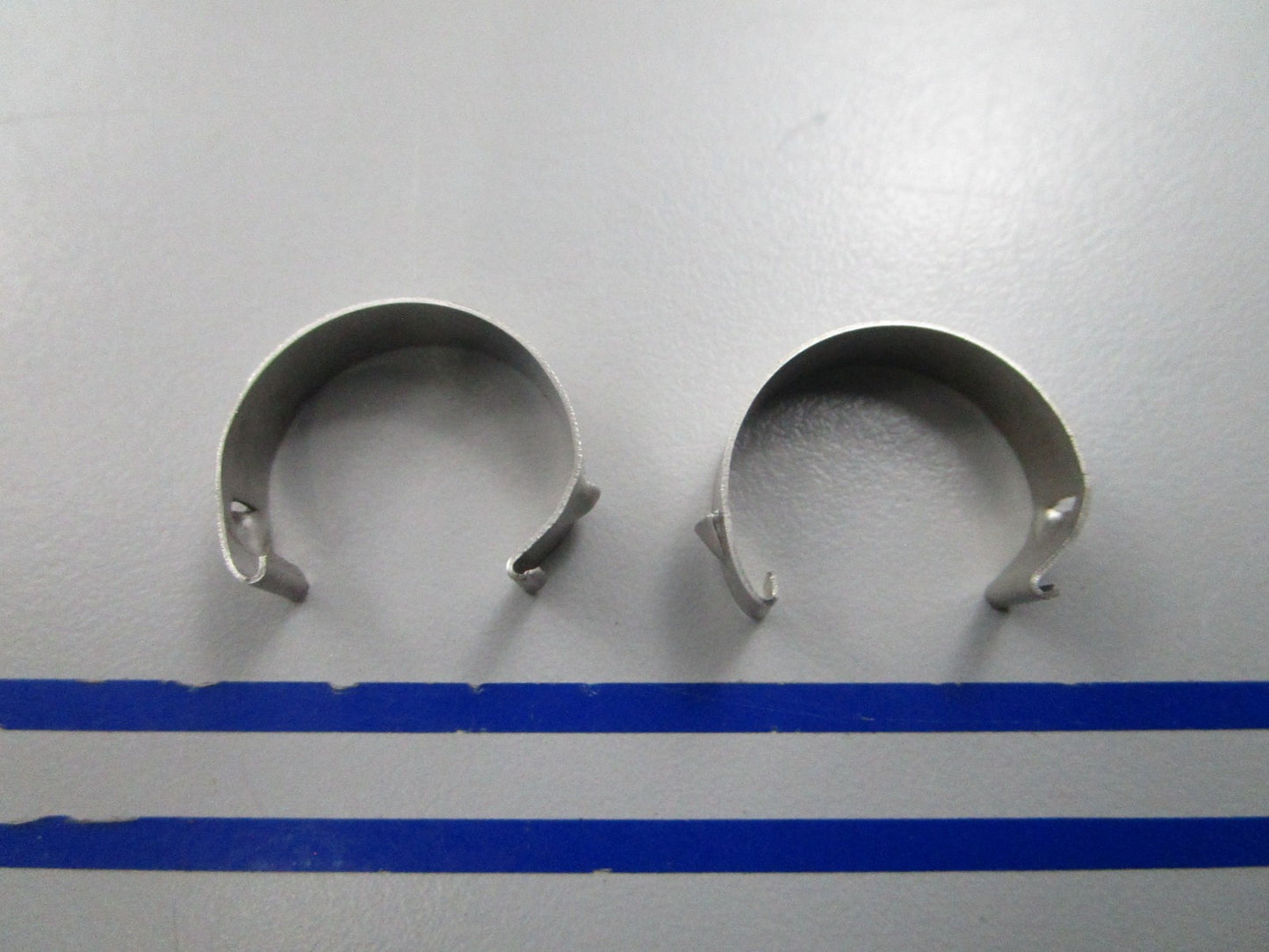 NEW OEM (LOT OF 2) 303596 0303596 OMC Johnson Evinrude Hose Clamp 0810