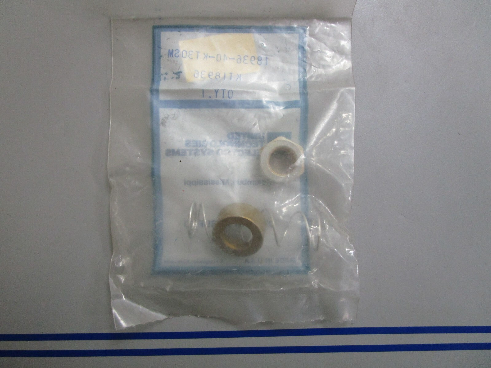 *NEW OEM* 0770 OMC Johnson Evinrude Nut, Spring and Spacer 393354 0393354