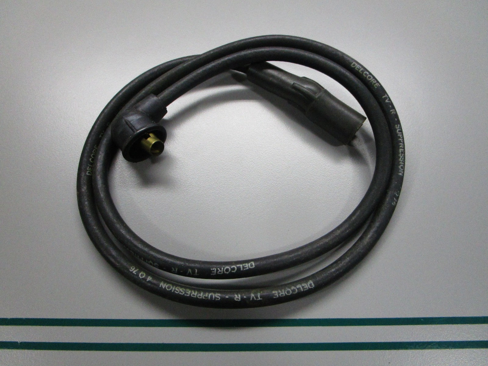 NEW OEM 979756 0979756 OMC Johnson Evinrude Spark Plug #2 Lead Assy 0810