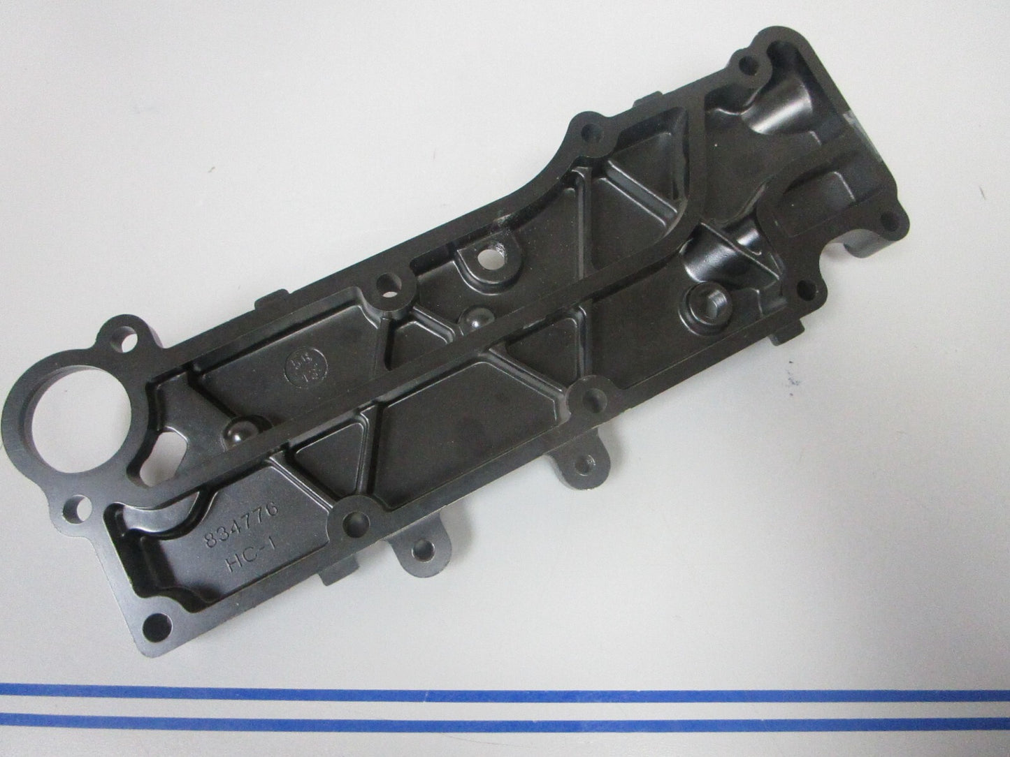 *NEW OEM* 0720 Mercury Quicksilver Exhaust Cover 834776 8M0118193