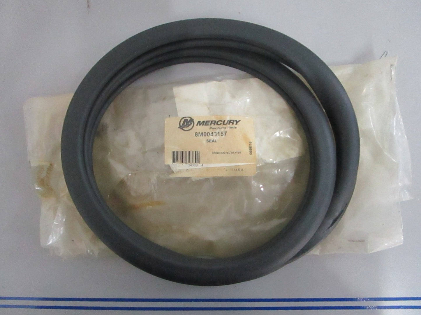 *NEW OEM* 0820 Mercury Quicksilver Seal 8M0043157