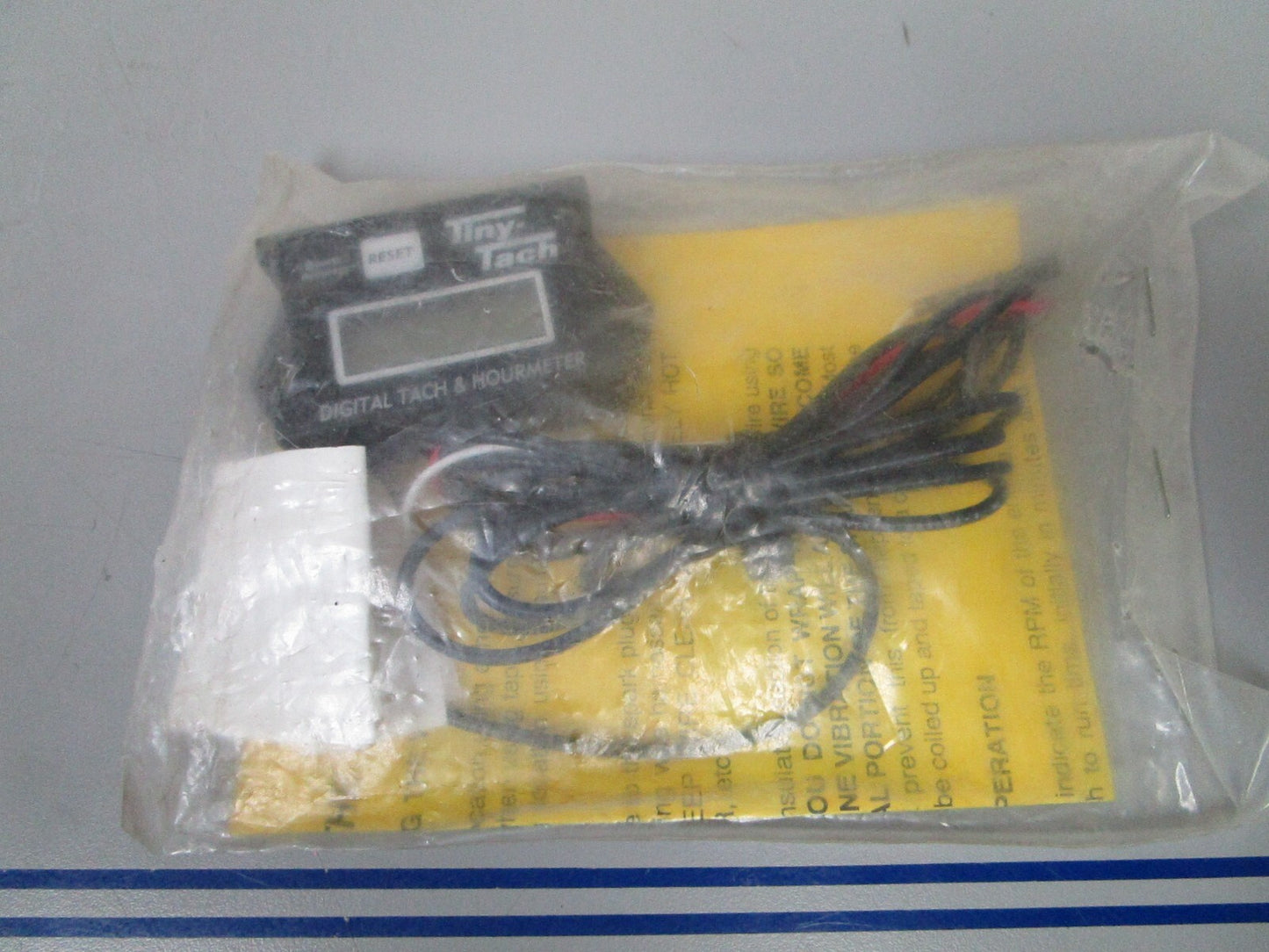 *NEW OEM* 0720 Tiny Tach Hour Meter & Tachometer TT226R-1C