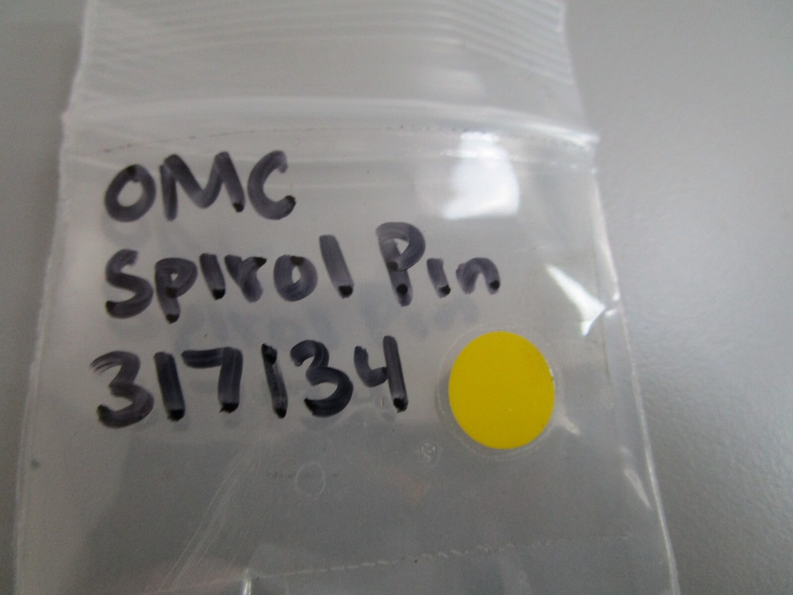 *NEW OEM* 0750 OMC Johnson Evinrude SPIROL PIN 317134 0317134