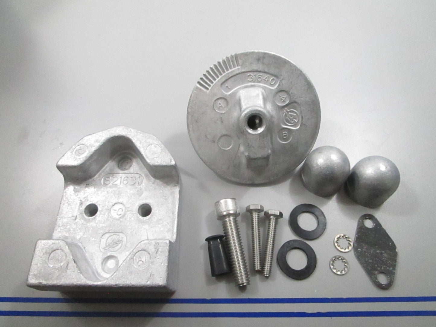 *NEW OEM* 0810 Mercury Quicksilver Anode Kit 888756Q04