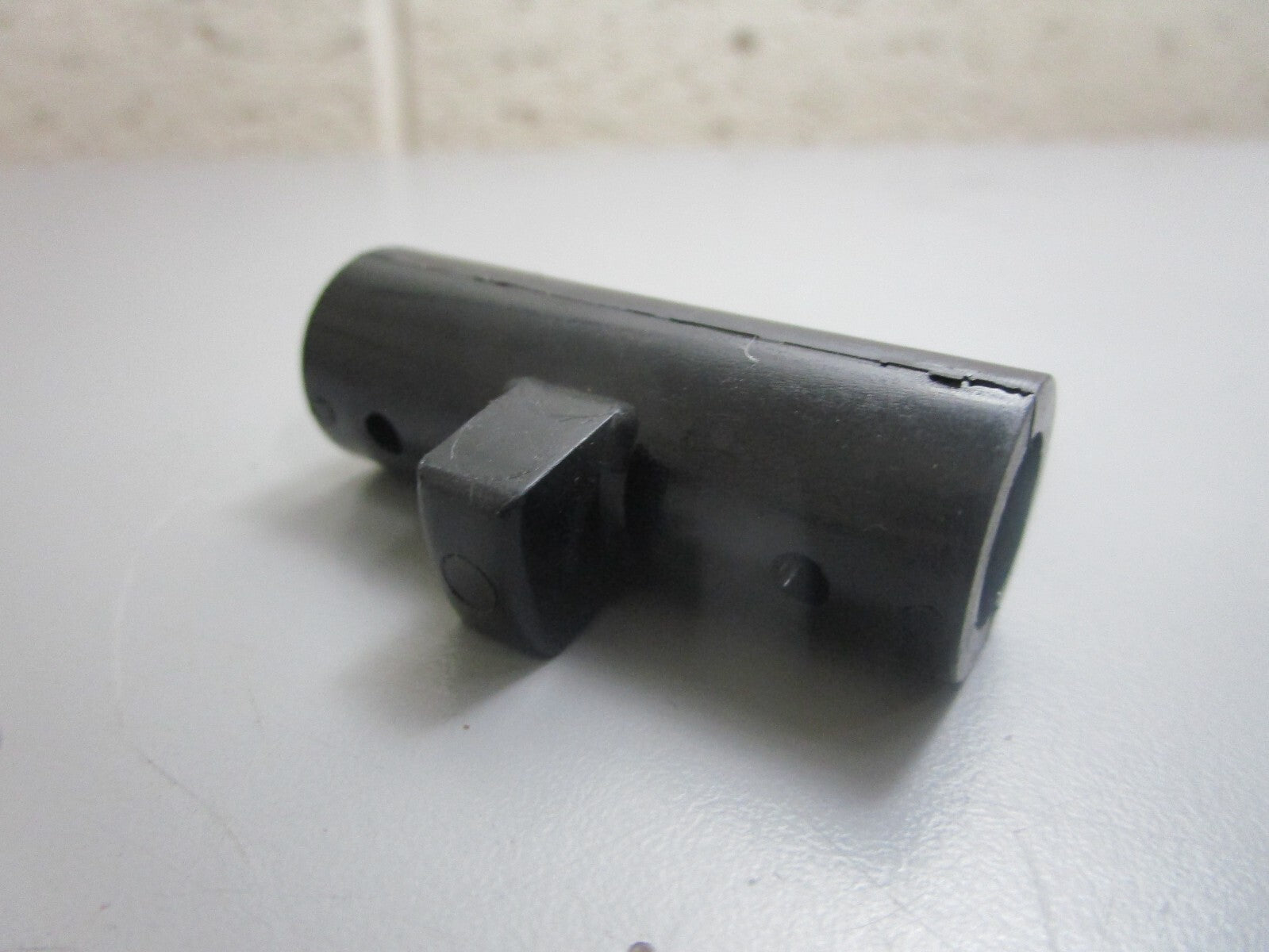 *NEW OEM* 0810 Mercury Quicksilver Tilt Lock Coupling 79659