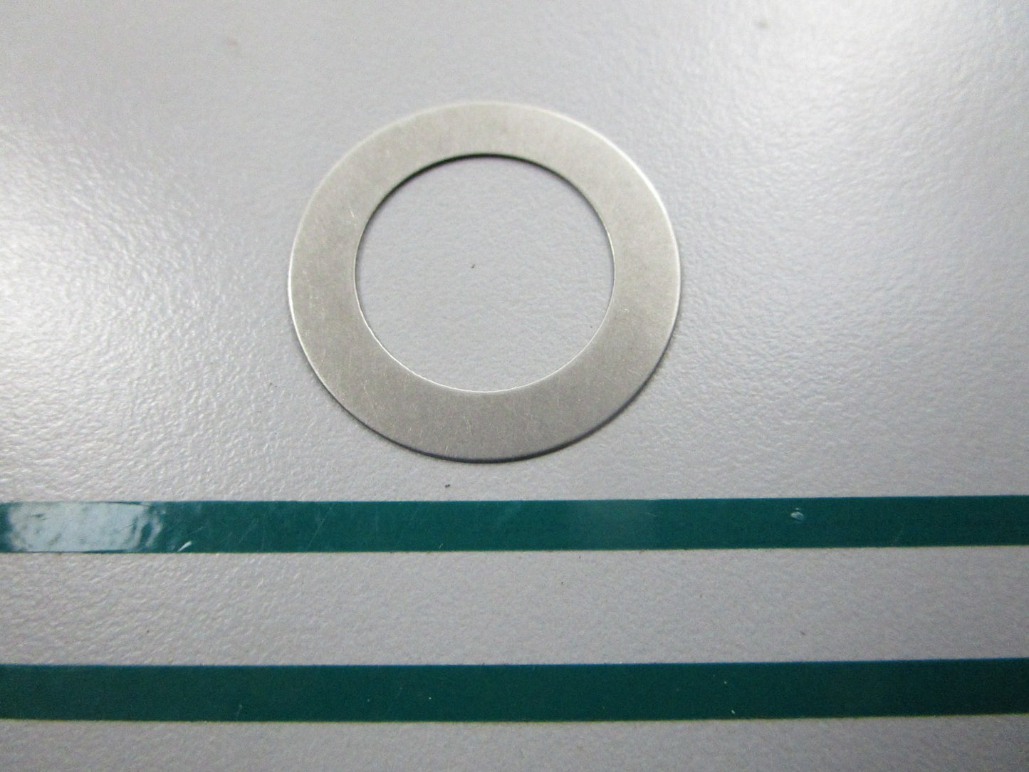 NEW OEM 308879 0308879 OMC Johnson Evinrude Shim 0810