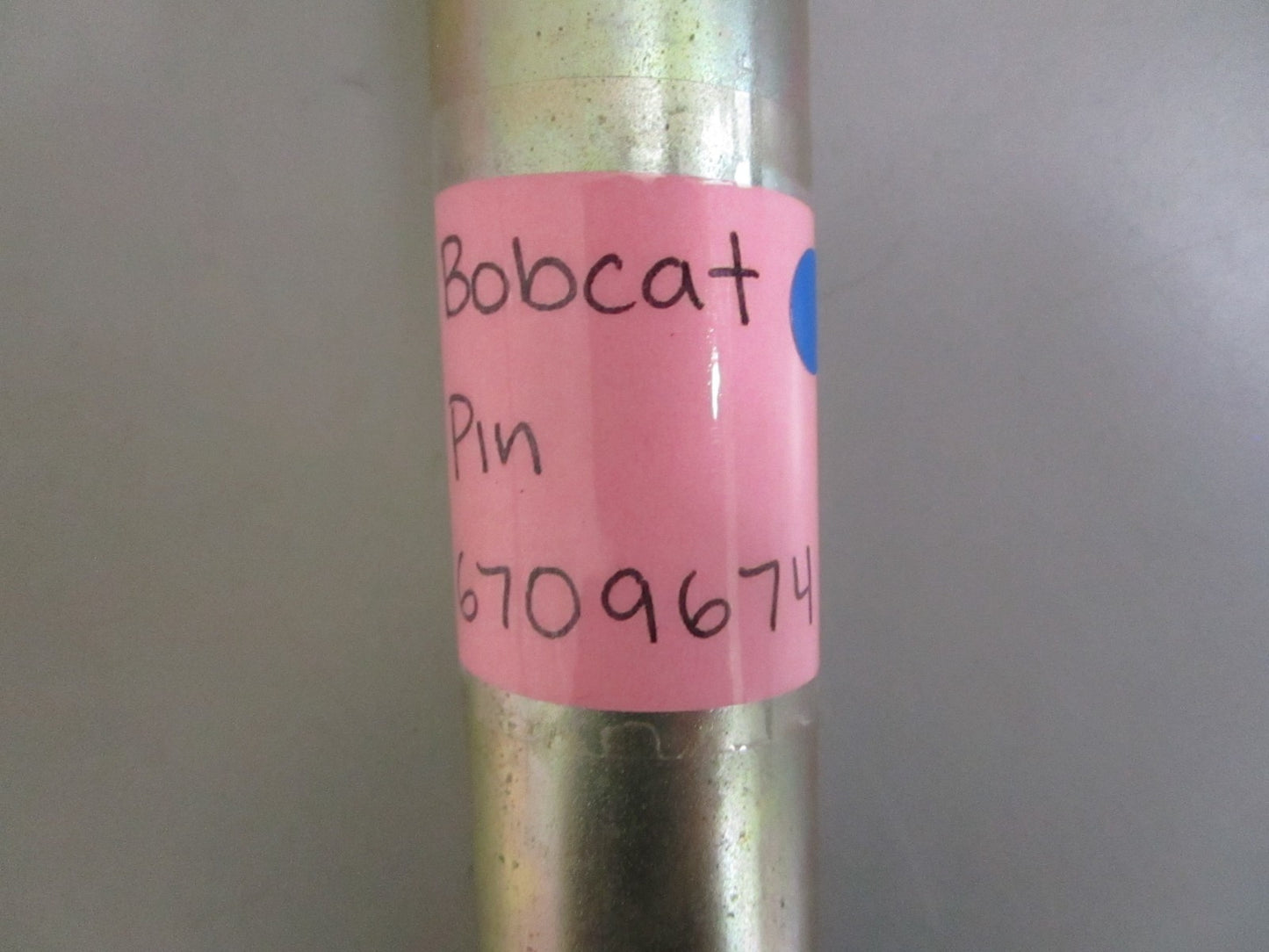 *NEW OEM* 0820 Bobcat Pin 6709674