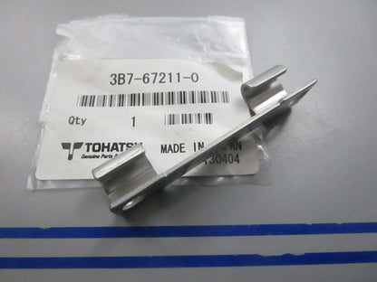 NEW OEM 3B7-67211-0 3B7672110 Tohatsu Hinge Filler Lid 0810