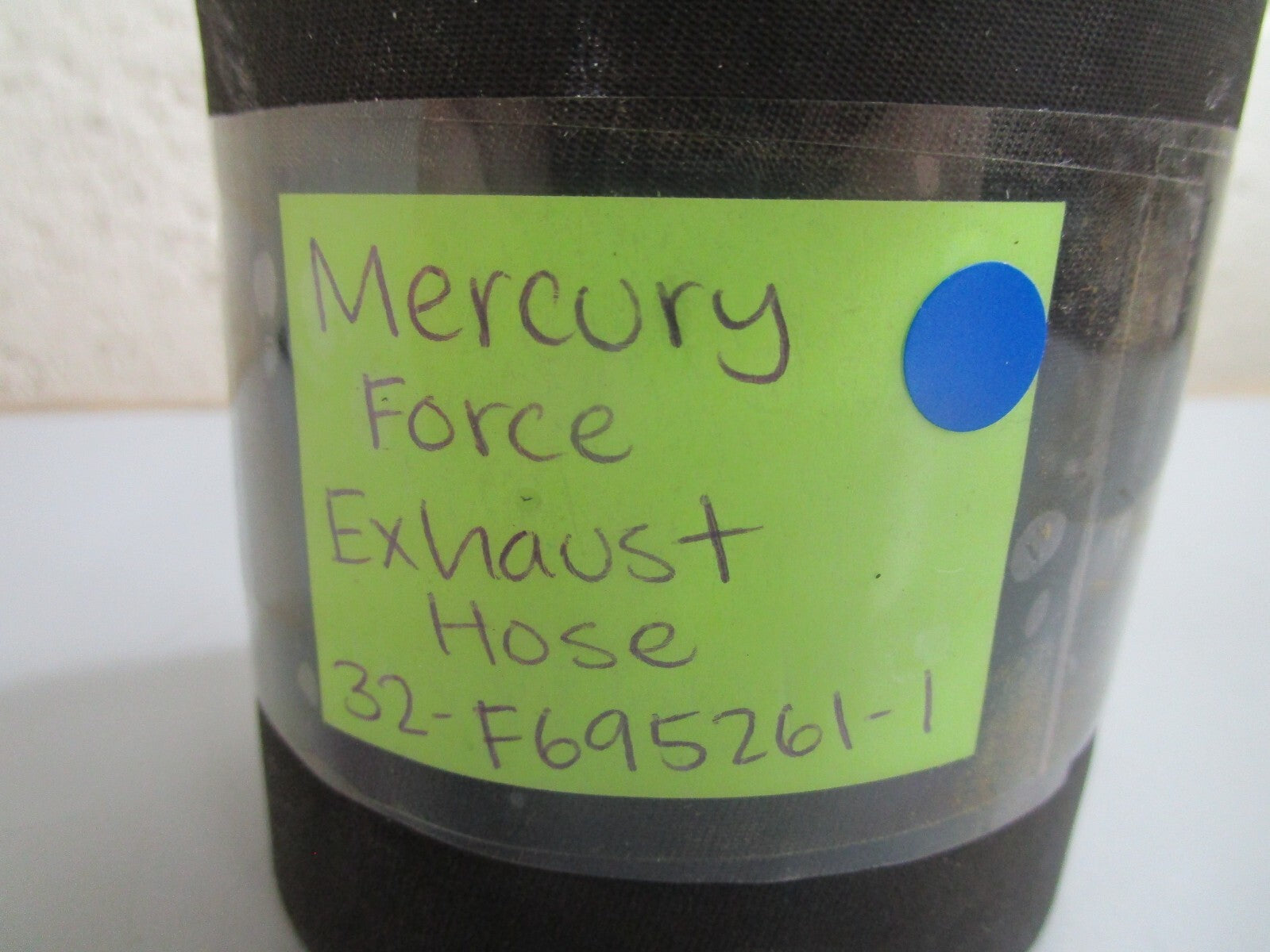 *NEW OEM* 0810 Mercury Force Exhaust Hose 32-F695261-1
