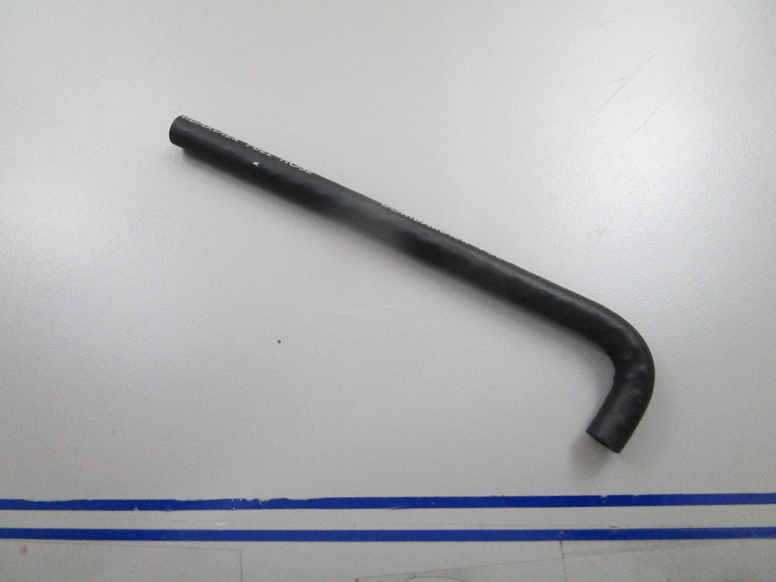 *NEW OEM* 0810 OMC Johnson Evinrude Hose 331227 0331227