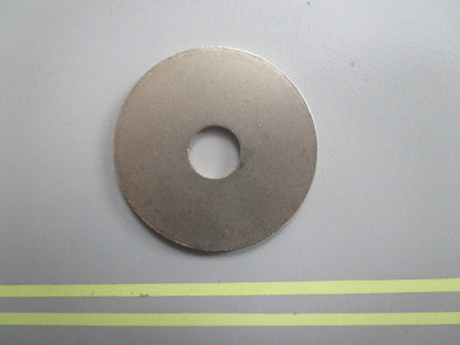 *NEW OEM* 0810 OMC Johnson Evinrude Mount Screw Retainer Washer 313546 0313546