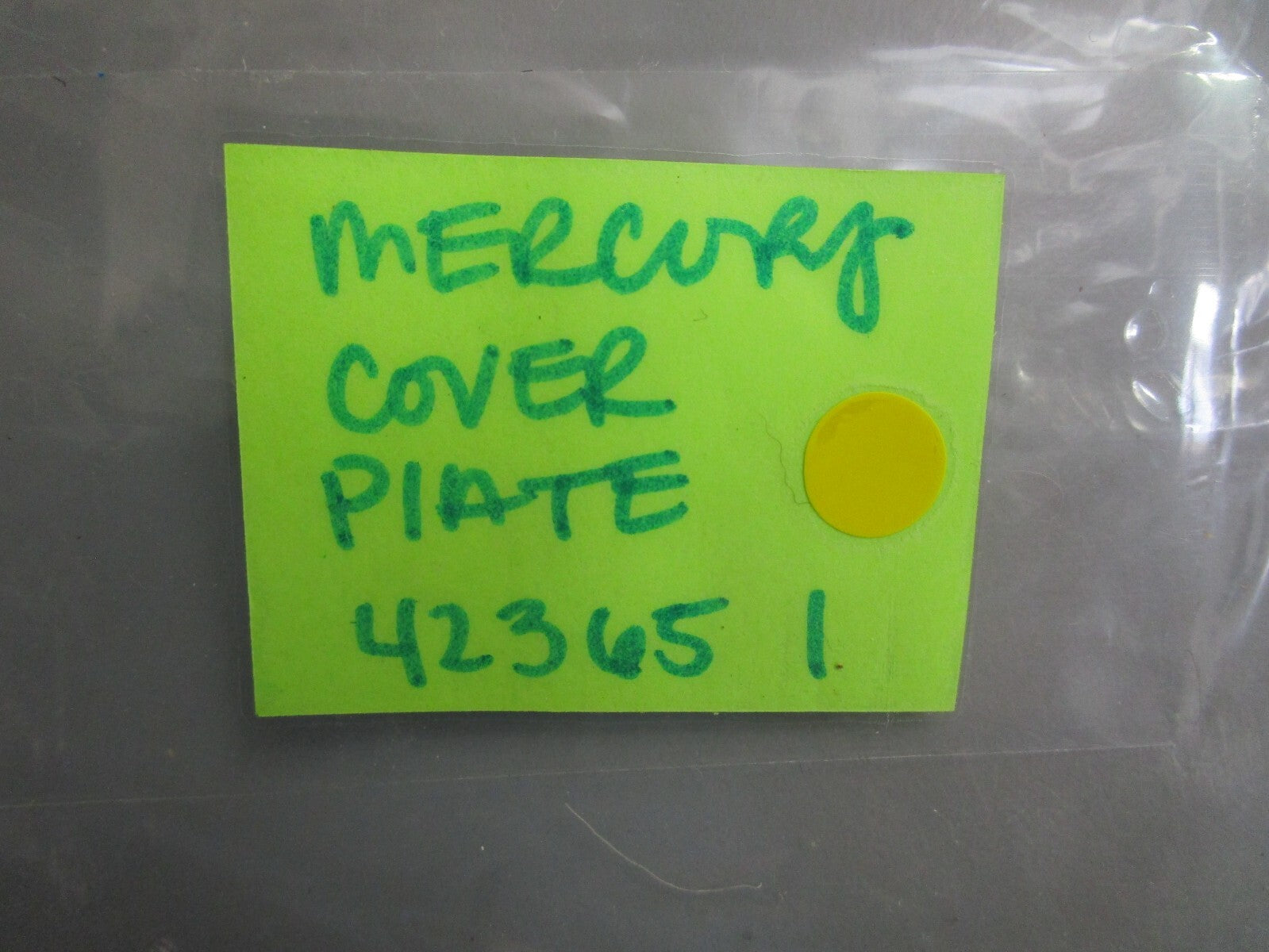 *NEW OEM* 0810 Mercury Quicksilver Cover Plate 423651