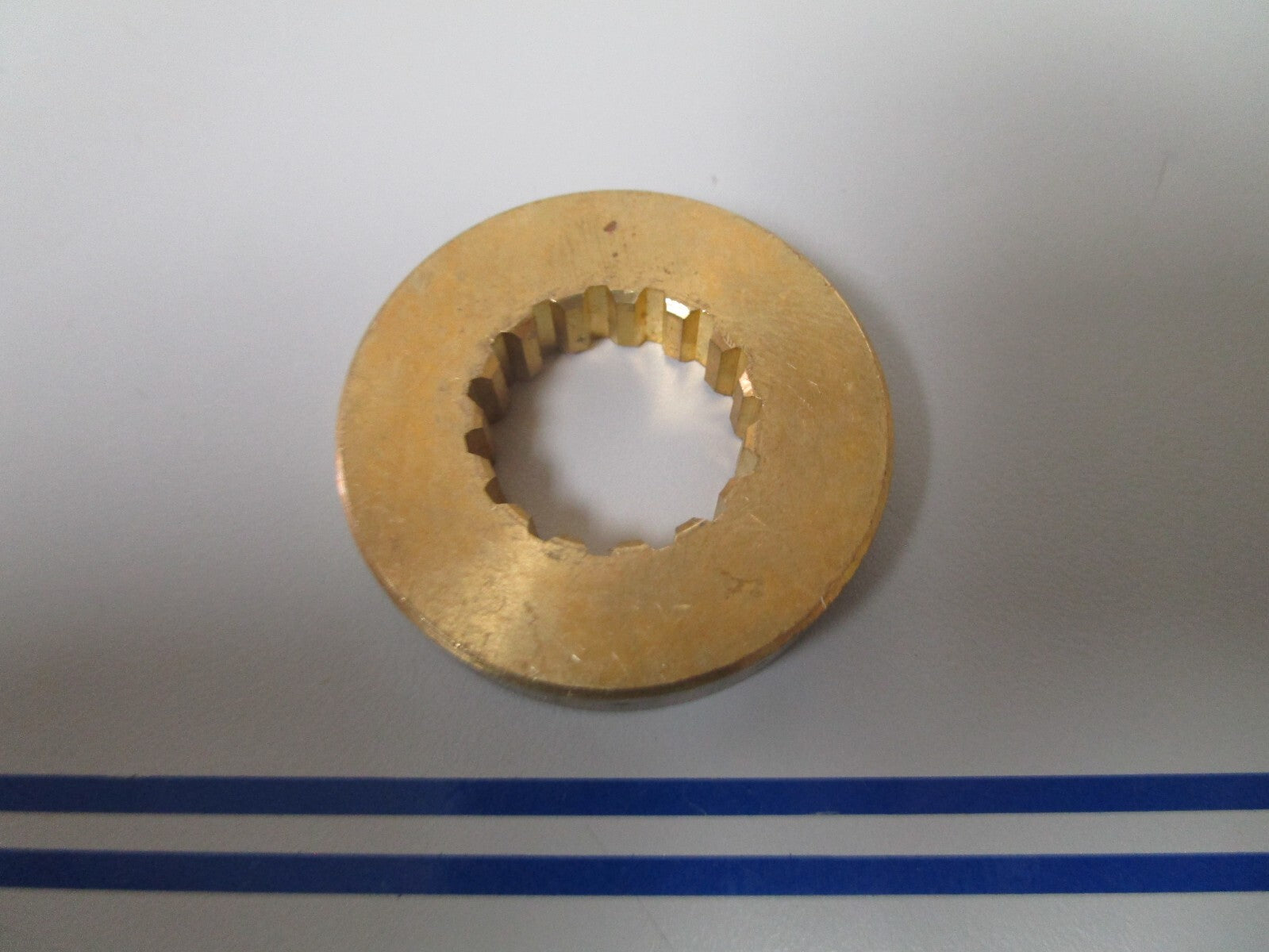 *NEW OEM* 0720 OMC Johnson Evinrude Prop Nut Spacer 320570 0320570