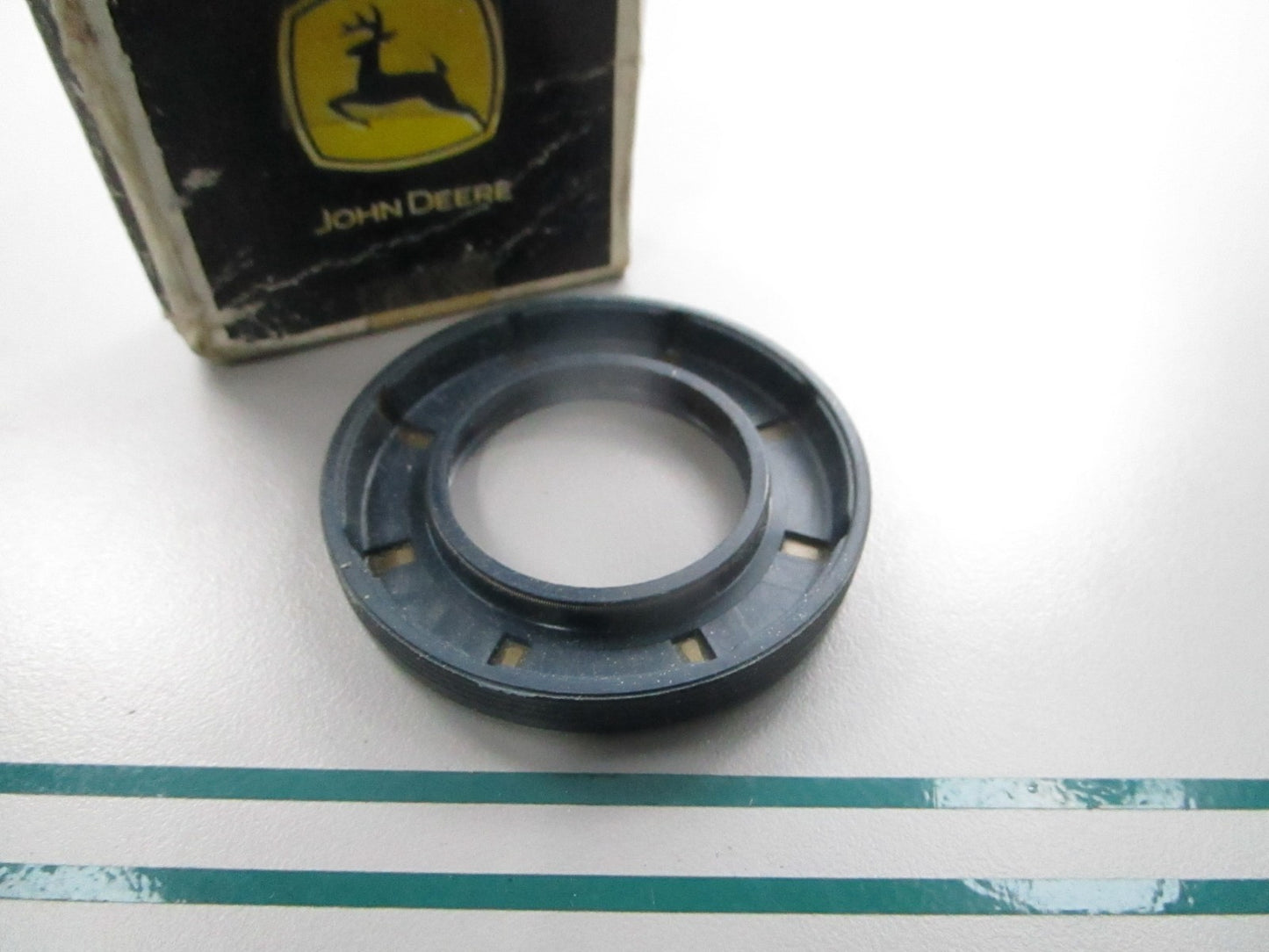 NEW OEM CE17706 John Deere Gearcase Seal 0810