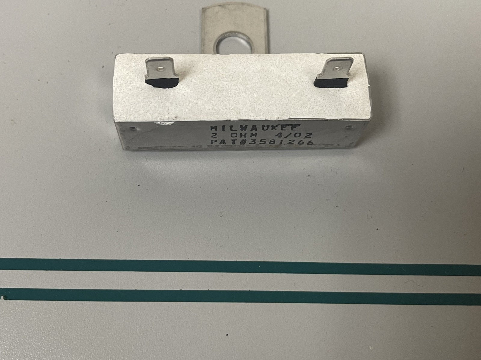 NEW OEM 981654 Johnson Evinrude Resistor 0670