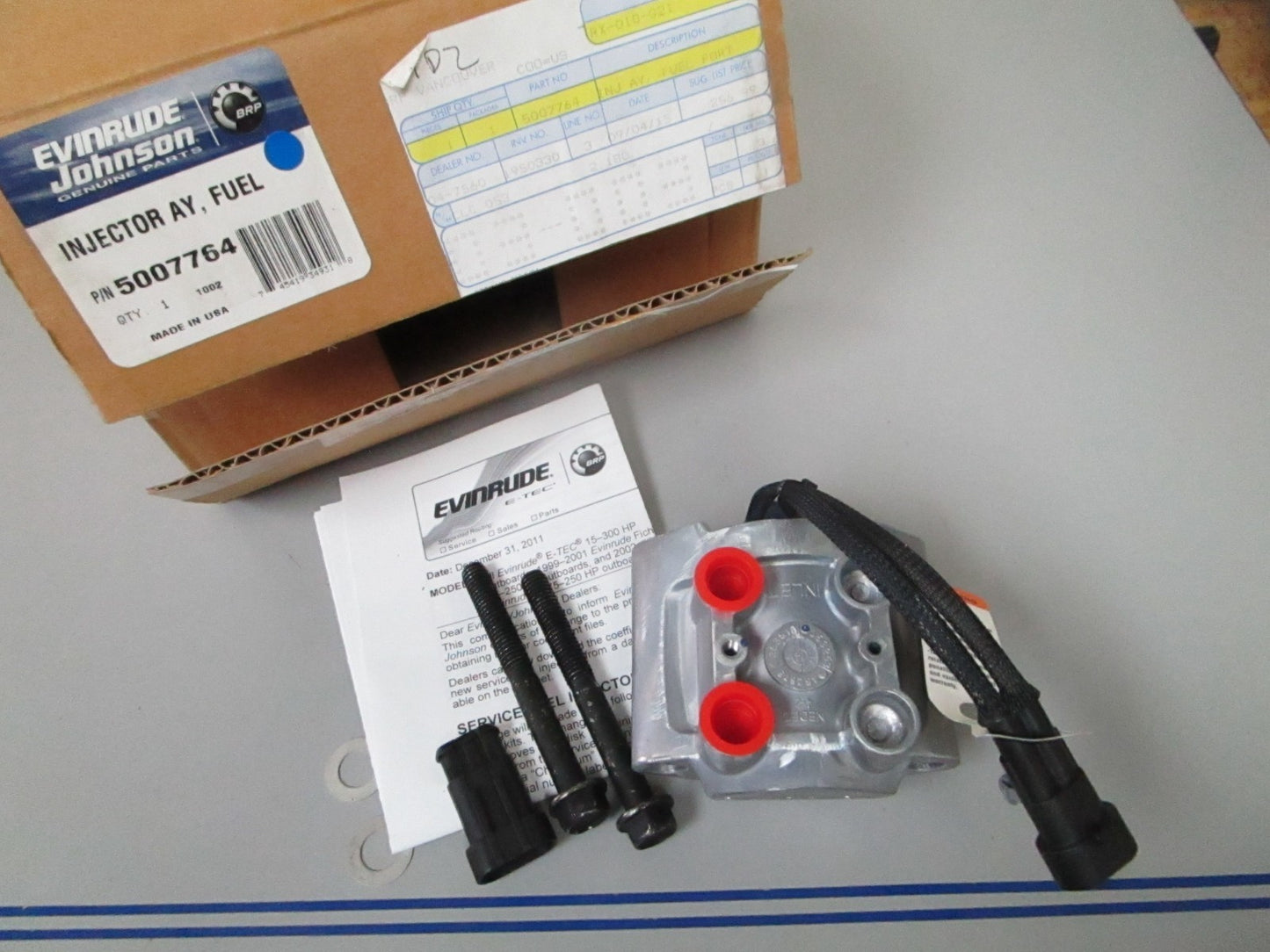 *NEW OEM* 0720 OMC Johnson Evinrude ETEC Fuel Injector Assembly 5007764