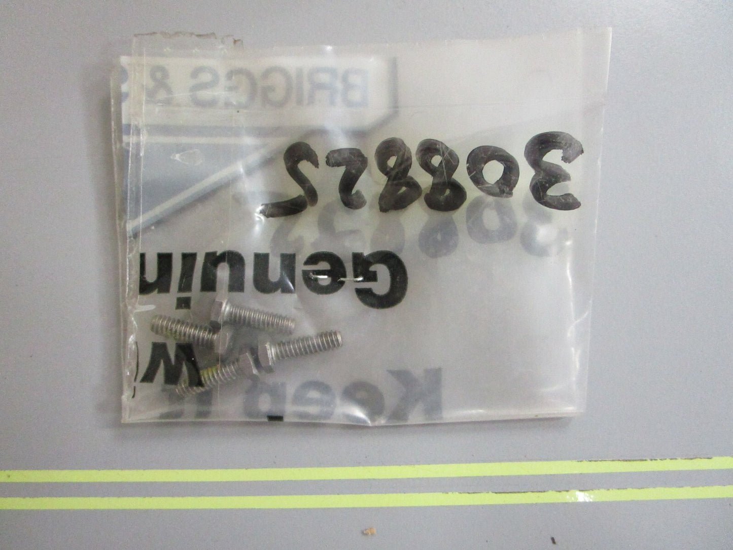 *NEW OEM* (LOT OF 4) 0810 OMC Johnson Evinrude Screw 308825 0308825