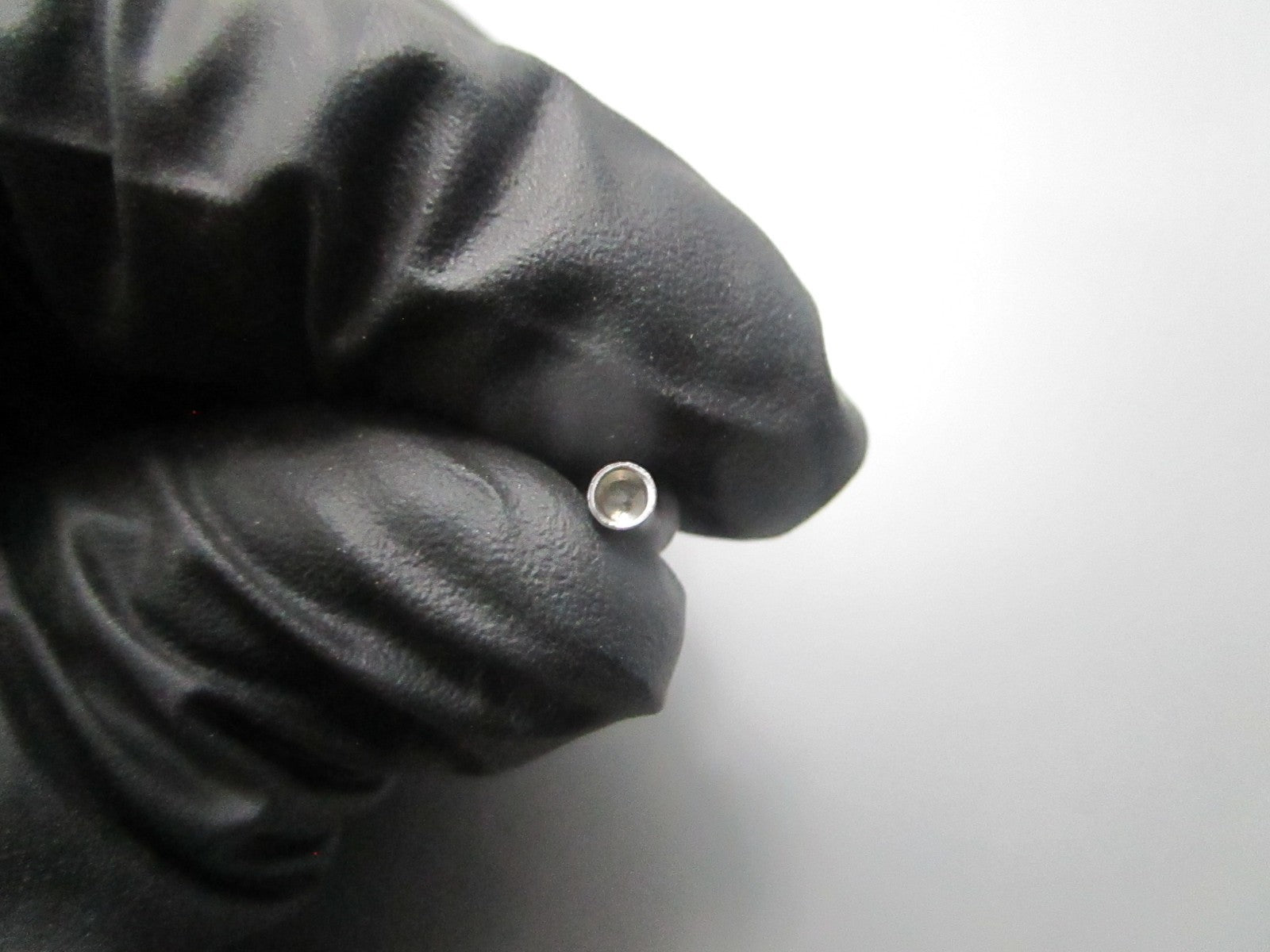 *NEW OEM* 0810 Harley Davidson Rivet 90965-63