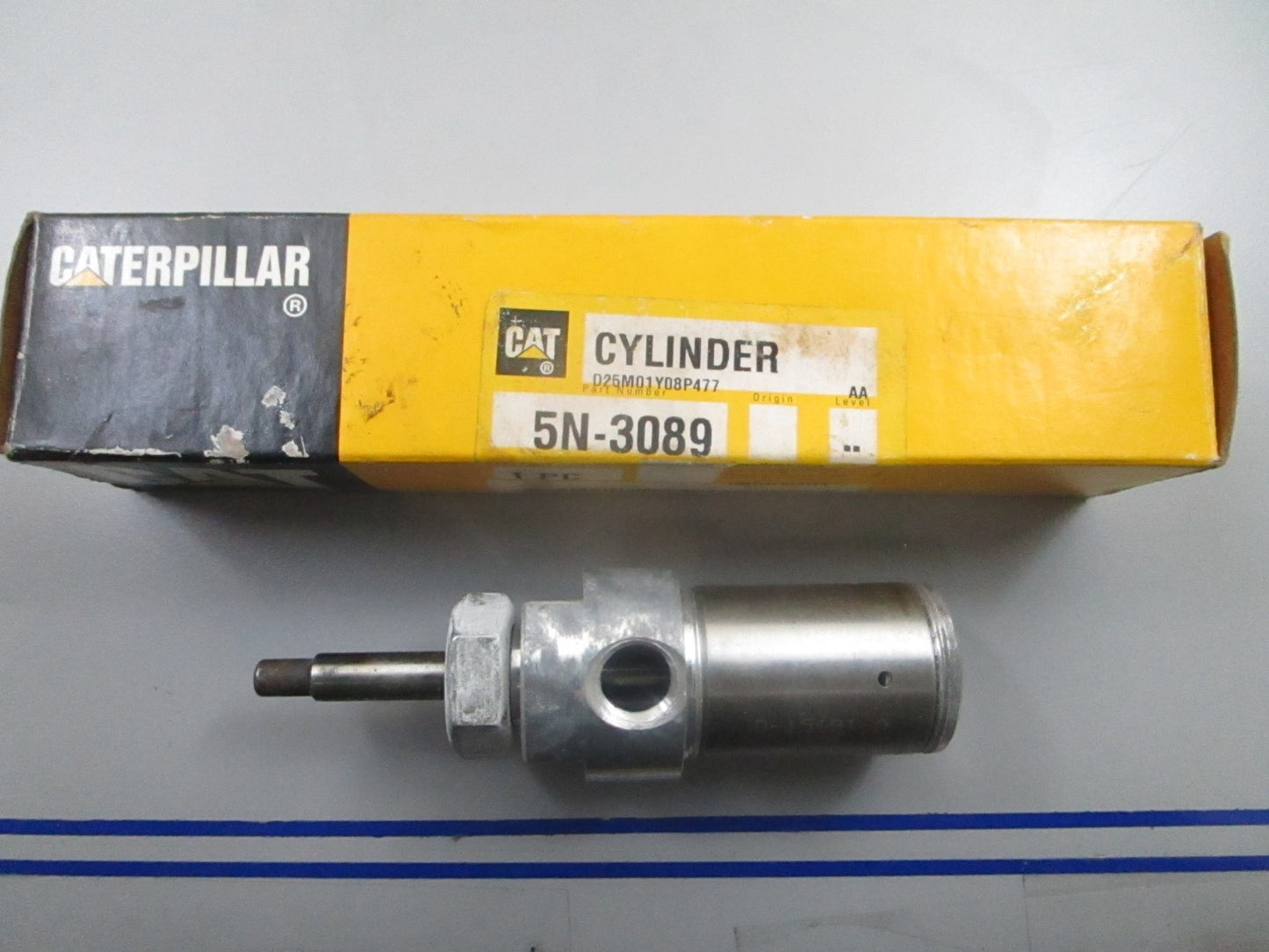 *NEW OEM* 0810 CAT Cylinder 5N-3089