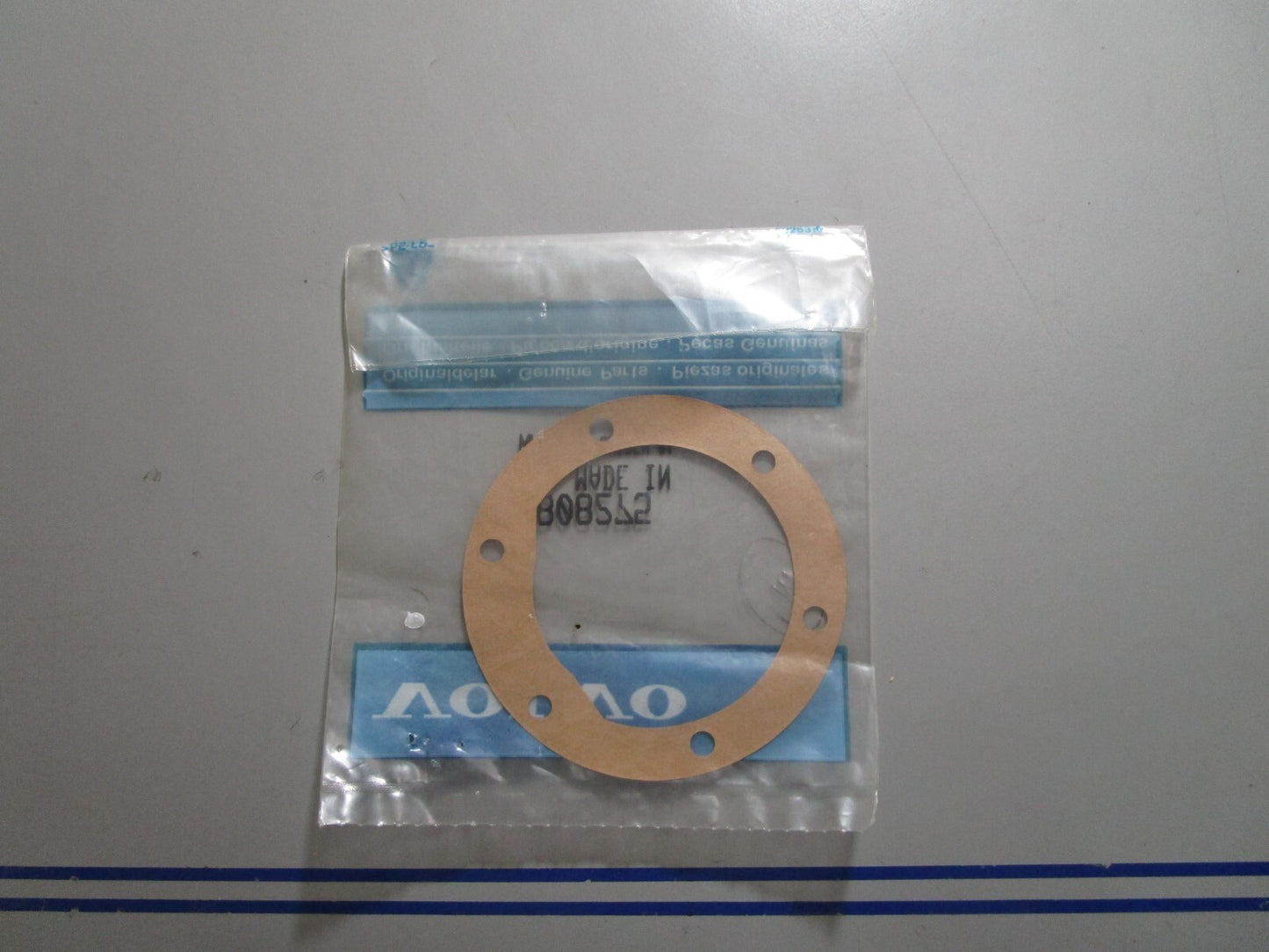 *NEW OEM* 0810 Volvo Penta Gasket 808275