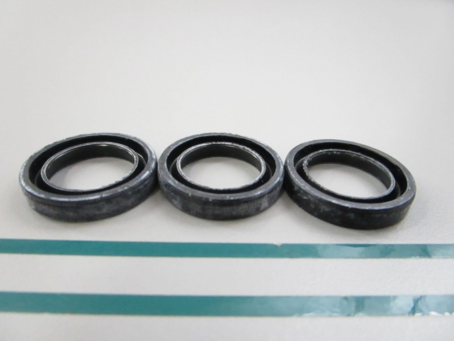 NEW OEM (LOT OF 3) 6E5-43822-01-00 Yamaha Trim Dust Seal 0810