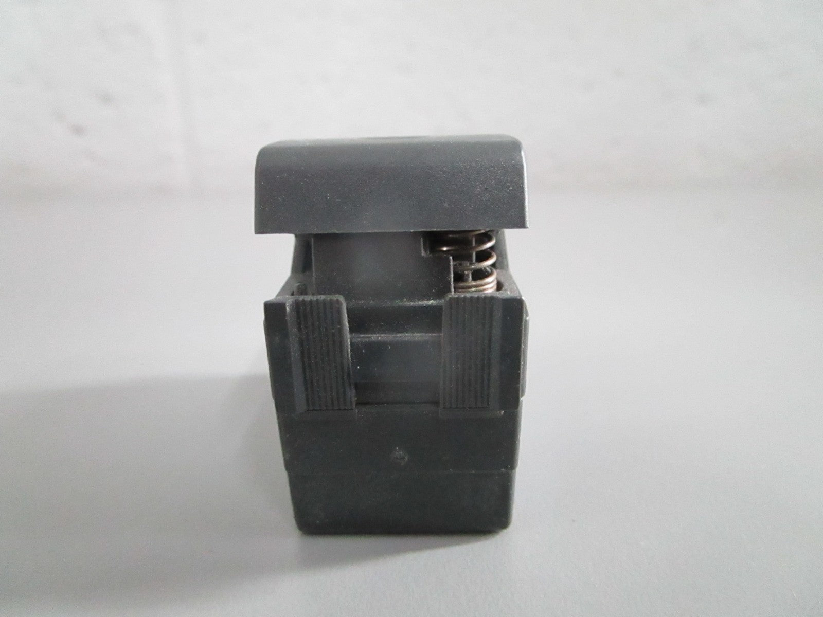 NEW OEM GW30033 Gewiss Playbus 16A 250V Dual NO Push Button 0820