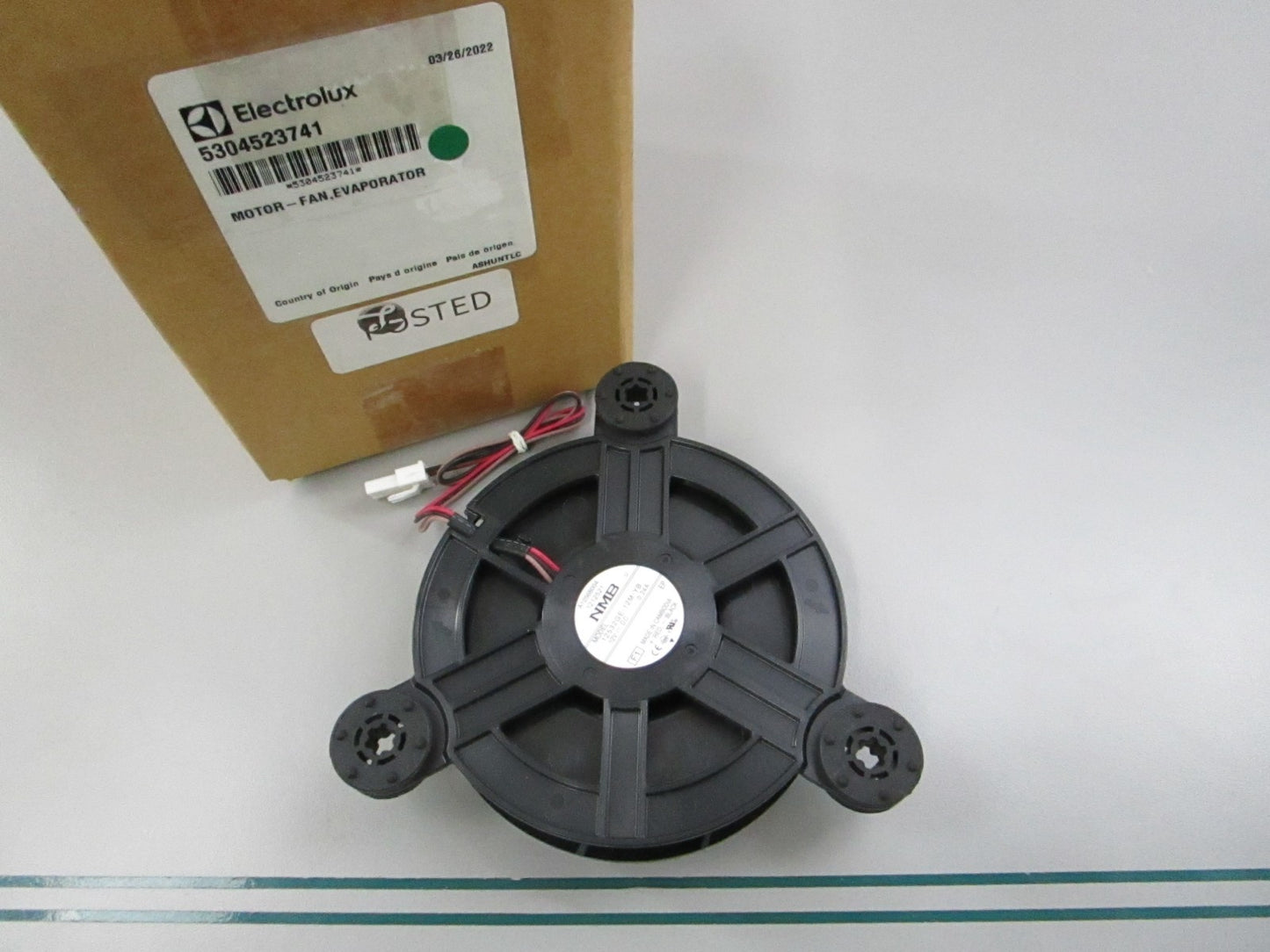 NEW OEM 5304523741 Electrolux Evaporator Fan Motor 0810
