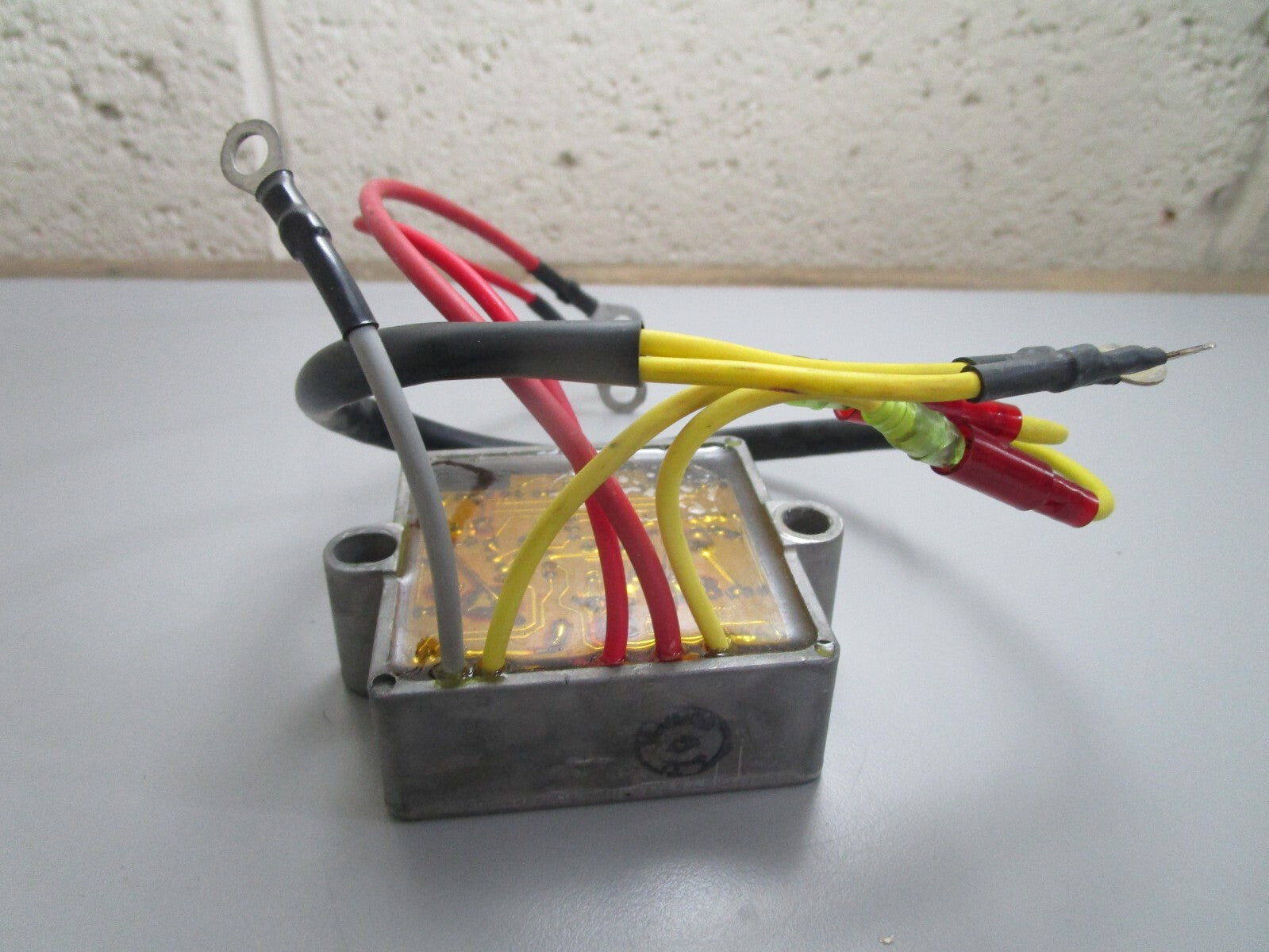 *NEW OEM* 0820 Mercury Quicksilver Voltage Regulator 815279A3