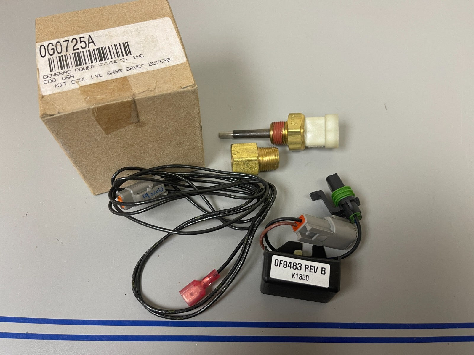 *NEW OEM* 0720 Generac Cool Level Sensor Kit 0G0725A