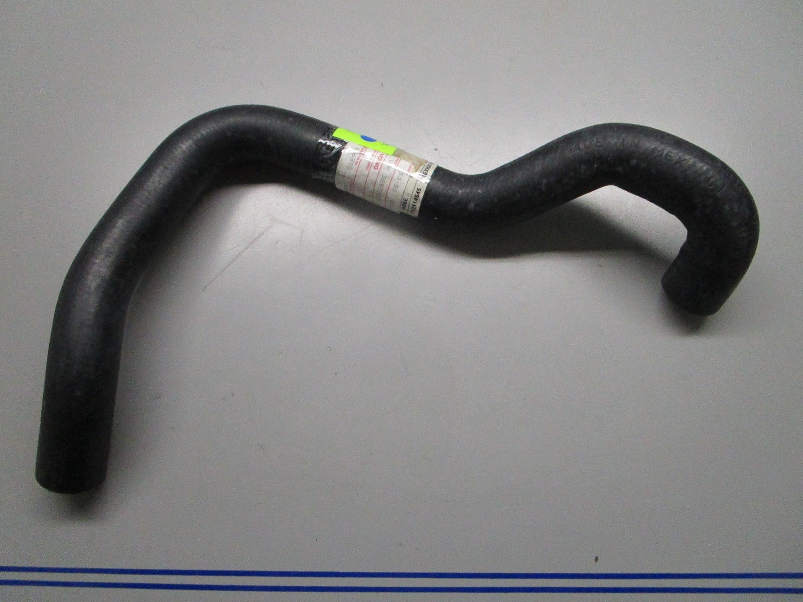 *NEW OEM* 0820 Volvo Penta Hose 3852283