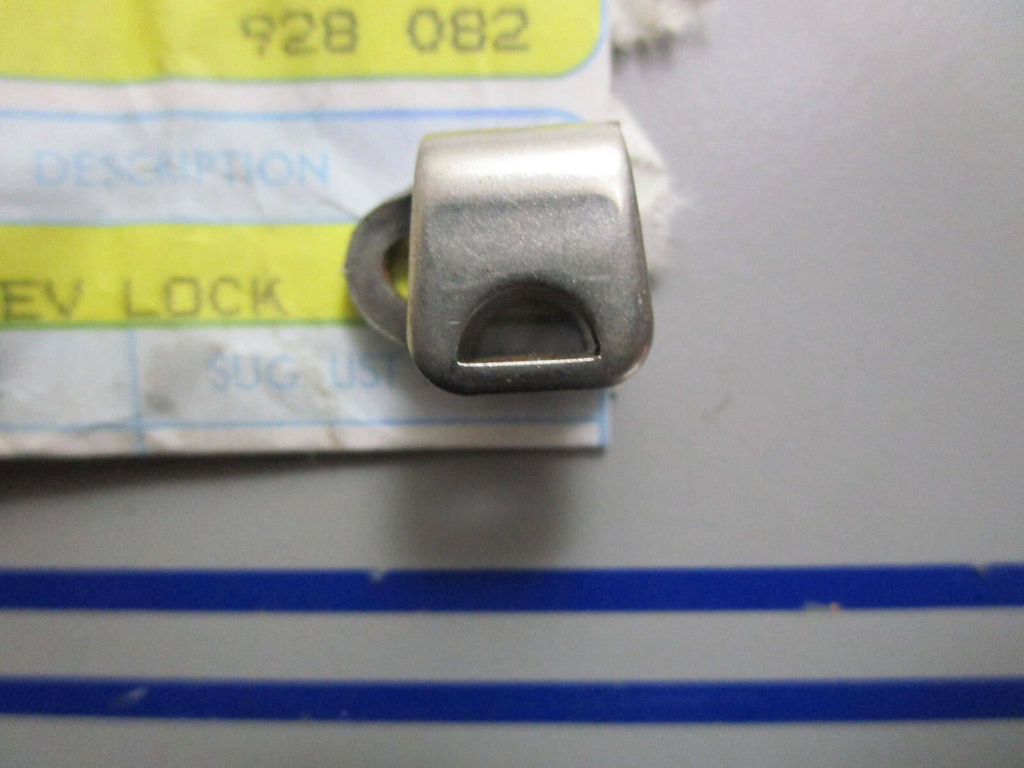 *NEW OEM* 0770 OMC Johnson Evinrude Reverse Lock Lever 324586 0324586