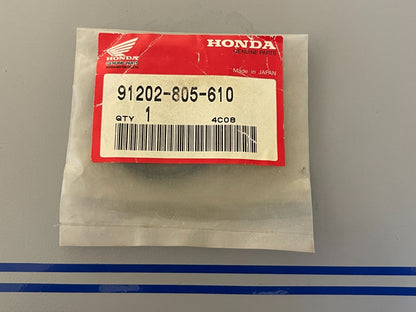 *NEW OEM* 0810 Honda Oil Seal 91202-Z2F-801