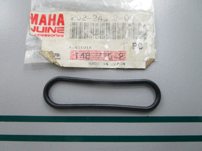 NEW OEM 2G2-24512-00 Yamaha Fuel Gasket 0810